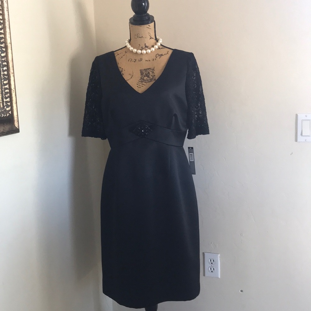TAHARI dress